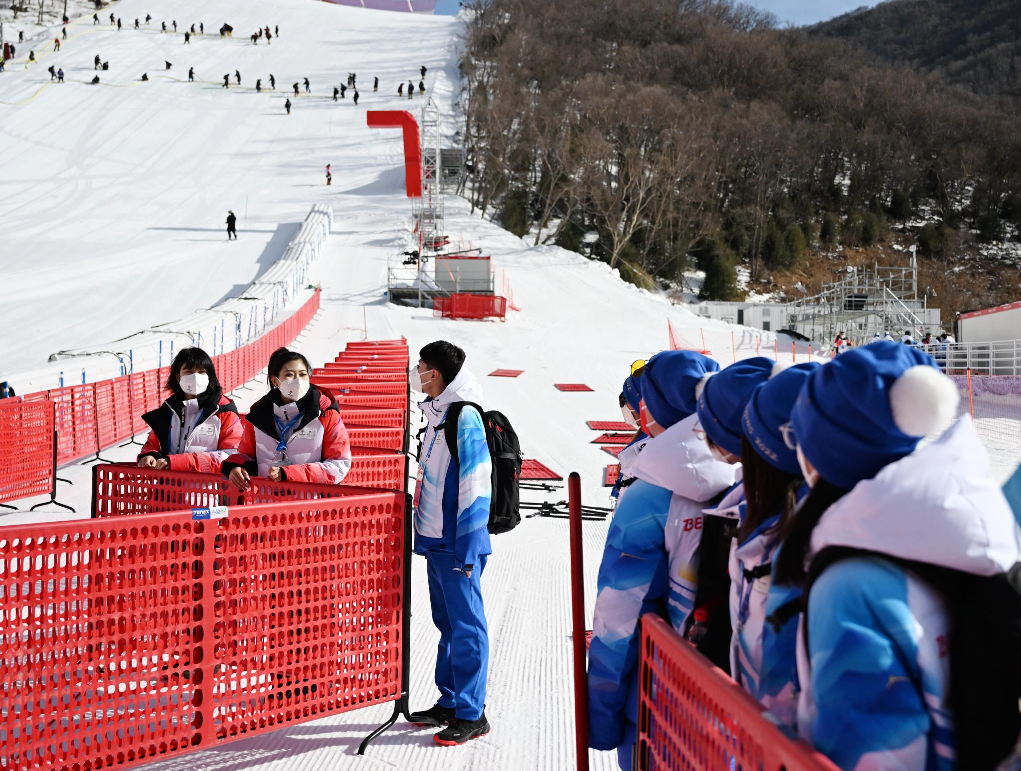 北京冬奥会青春阳光温暖冬奥投身冬奥会服务的志愿者们