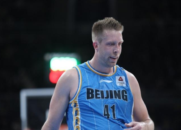 确定！北京第四外援月初抵达！但球队要想夺冠，2点太关键！休闲区蓝鸢梦想 - Www.slyday.coM