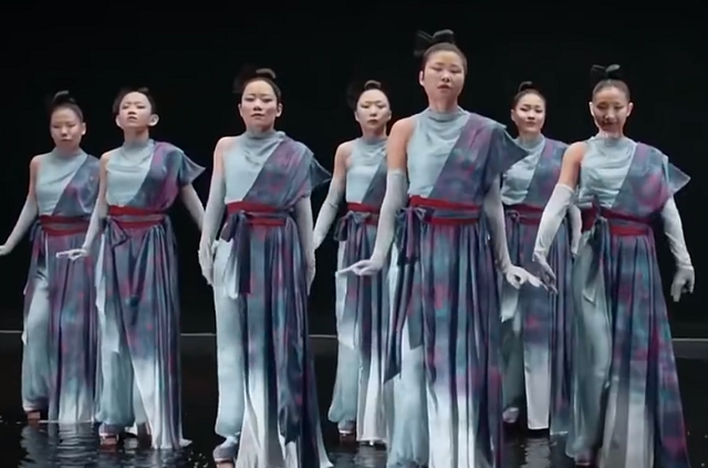 10大地方春晚收视出炉！辽宁台第一，天津台第二，河南台进前五休闲区蓝鸢梦想 - Www.slyday.coM