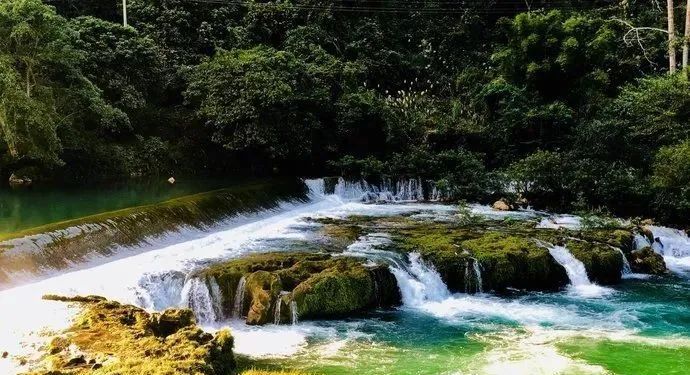 比桂林人少，比荔波精致，这座小城才是真正的世外仙境！休闲区蓝鸢梦想 - Www.slyday.coM