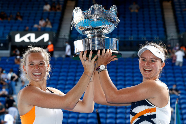 三盘鏖战162分钟!头号种子组合逆转取胜,豪夺大满贯第四冠!休闲区蓝鸢梦想 - Www.slyday.coM 三盘鏖战162分钟!头号种子组合逆转取胜,豪夺大满贯第四冠!休闲区蓝鸢梦想 - Www.slyday.coM