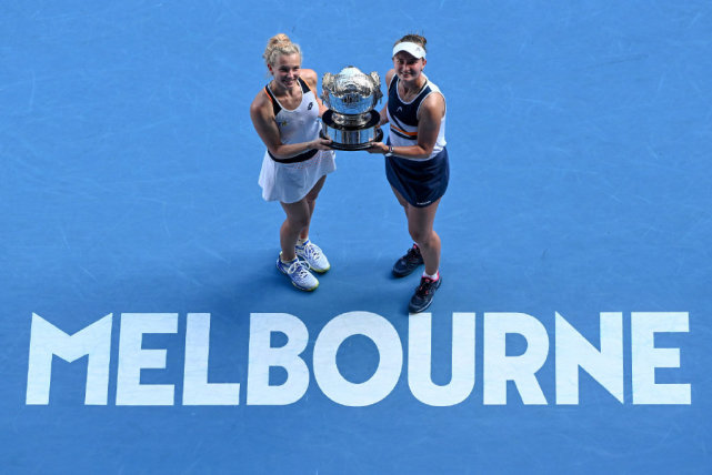 三盘鏖战162分钟!头号种子组合逆转取胜,豪夺大满贯第四冠!休闲区蓝鸢梦想 - Www.slyday.coM 三盘鏖战162分钟!头号种子组合逆转取胜,豪夺大满贯第四冠!休闲区蓝鸢梦想 - Www.slyday.coM