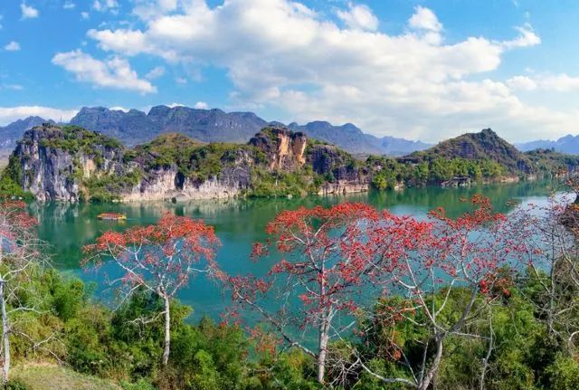 比桂林人少，比荔波精致，这座小城才是真正的世外仙境！休闲区蓝鸢梦想 - Www.slyday.coM