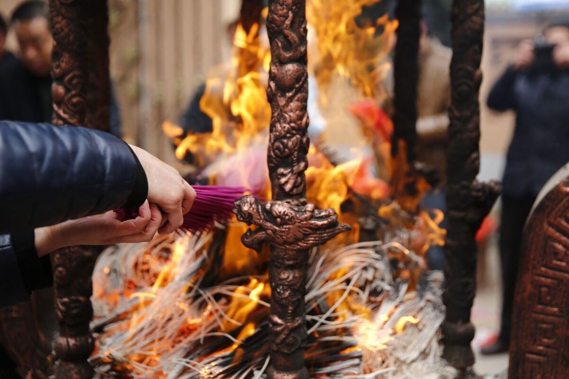 明天除夕，记得“吃1样做5事忌3事”，尊重老传统，顺利一整年休闲区蓝鸢梦想 - Www.slyday.coM