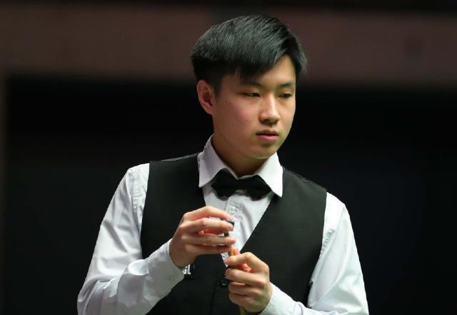 热议赵心童和颜丙涛会师决赛:早晚比肩国乒,丁俊晖不该沉默|赵心童