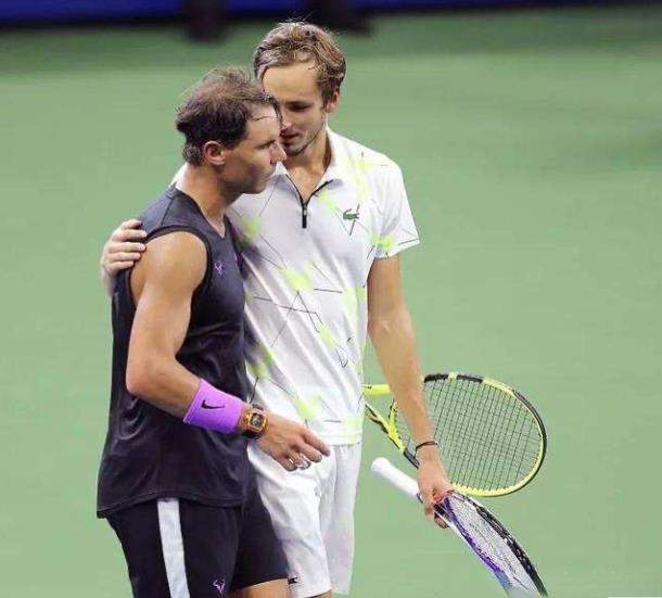 纳达尔VS梅德韦杰夫决战赔率出炉!纳豆21冠很难了,或1比3败北休闲区蓝鸢梦想 - Www.slyday.coM 纳达尔VS梅德韦杰夫决战赔率出炉!纳豆21冠很难了,或1比3败北休闲区蓝鸢梦想 - Www.slyday.coM