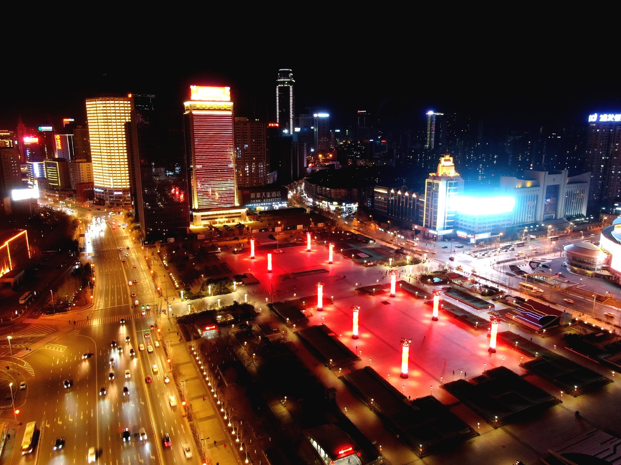 辽宁联合融媒体中心《航拍辽宁》年味渐浓的沈阳市府广场|航拍辽宁