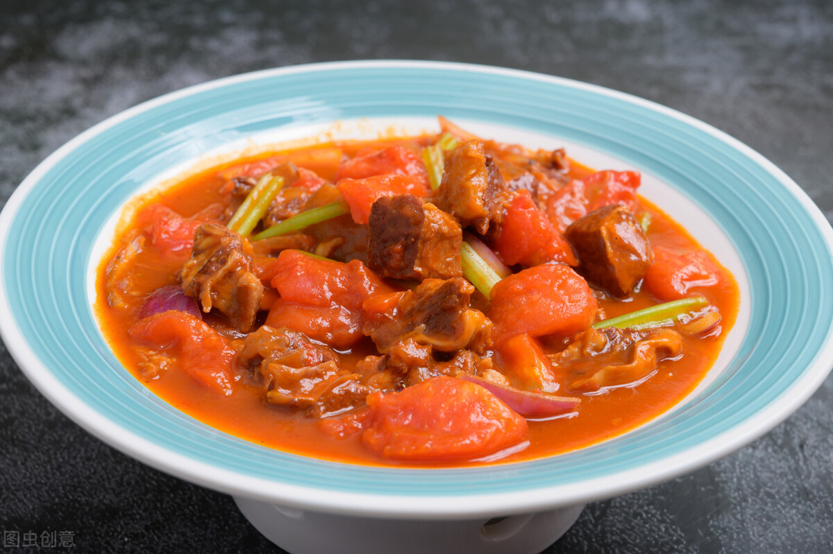 番茄炒牛肉怎样才能又滑又嫩牛肉腌制一下出锅香嫩好吃