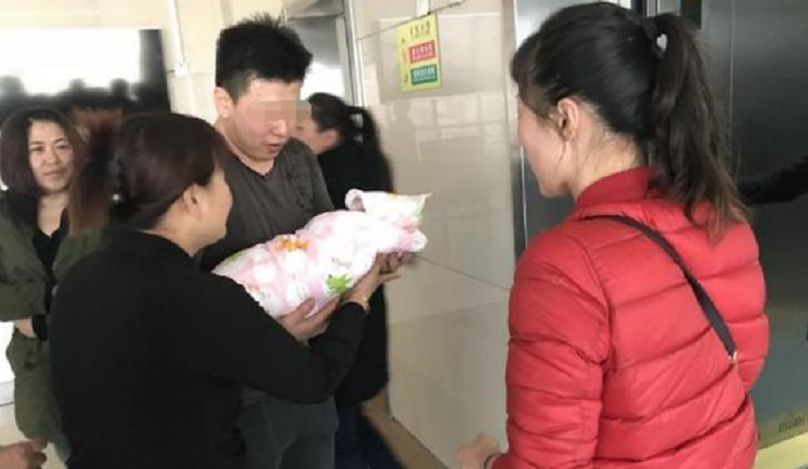 “接生一天怎么全是男孩”,护士随口的抱怨,准爸爸却开始担心休闲区蓝鸢梦想 - Www.slyday.coM “接生一天怎么全是男孩”,护士随口的抱怨,准爸爸却开始担心休闲区蓝鸢梦想 - Www.slyday.coM