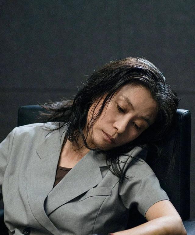 虎年首批大火的4位明星,3位是“00后”,1位是“锅姨”休闲区蓝鸢梦想 - Www.slyday.coM 虎年首批大火的4位明星,3位是“00后”,1位是“锅姨”休闲区蓝鸢梦想 - Www.slyday.coM