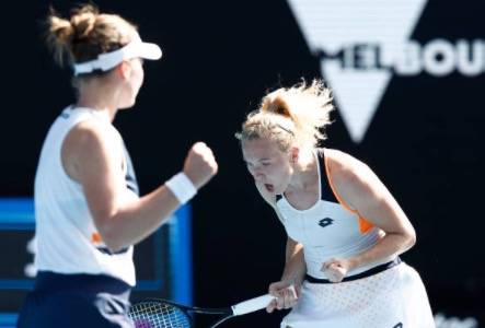 跨年11连胜夺第4冠!澳网女双:克赖奇克娃斯尼亚科娃2休闲区蓝鸢梦想 - Www.slyday.coM 跨年11连胜夺第4冠!澳网女双:克赖奇克娃斯尼亚科娃2休闲区蓝鸢梦想 - Www.slyday.coM