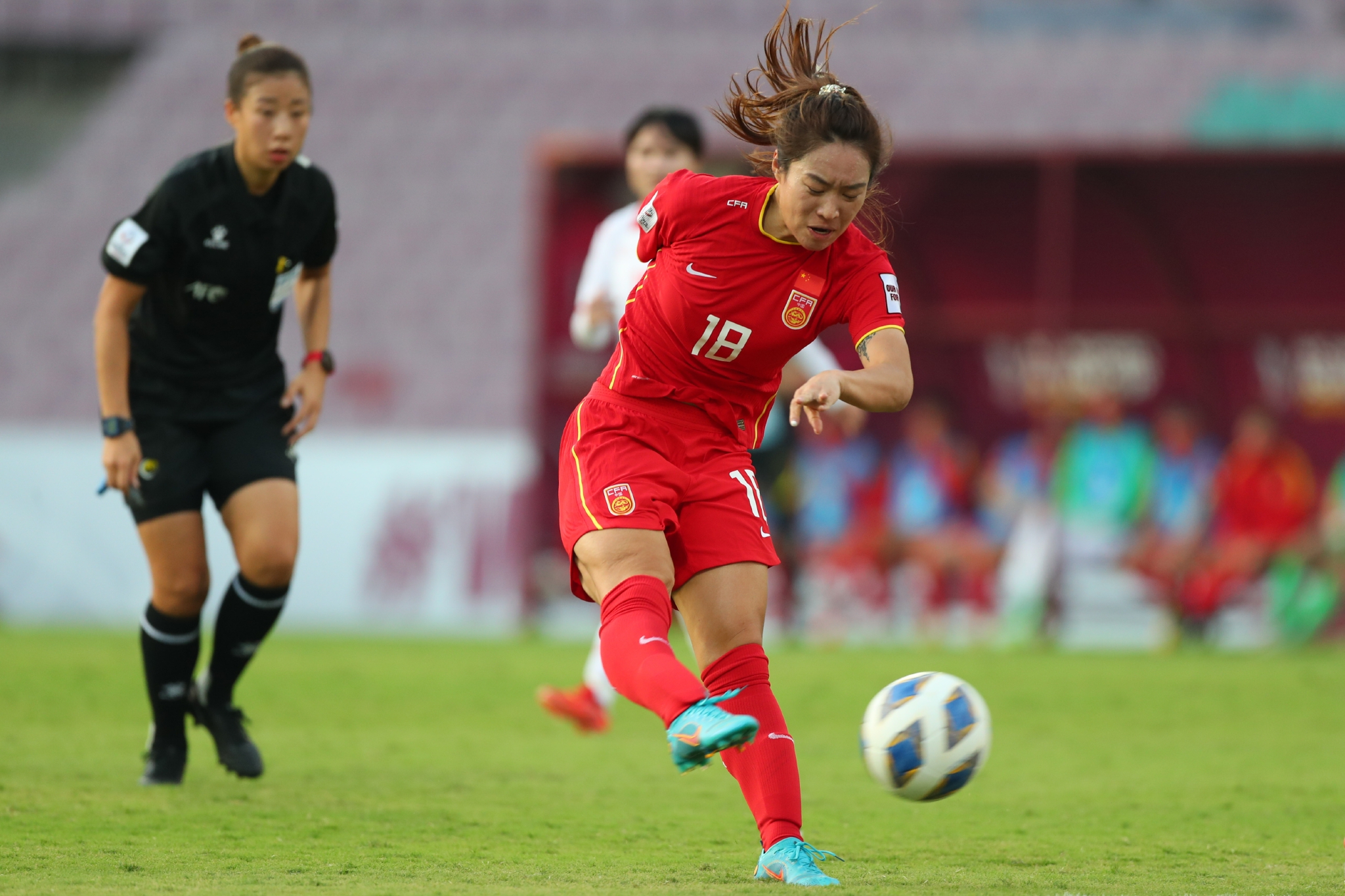 中国女足3:2逆转韩国女足 时隔十六年重夺亚洲杯冠军-热点关注-湖北妇女网