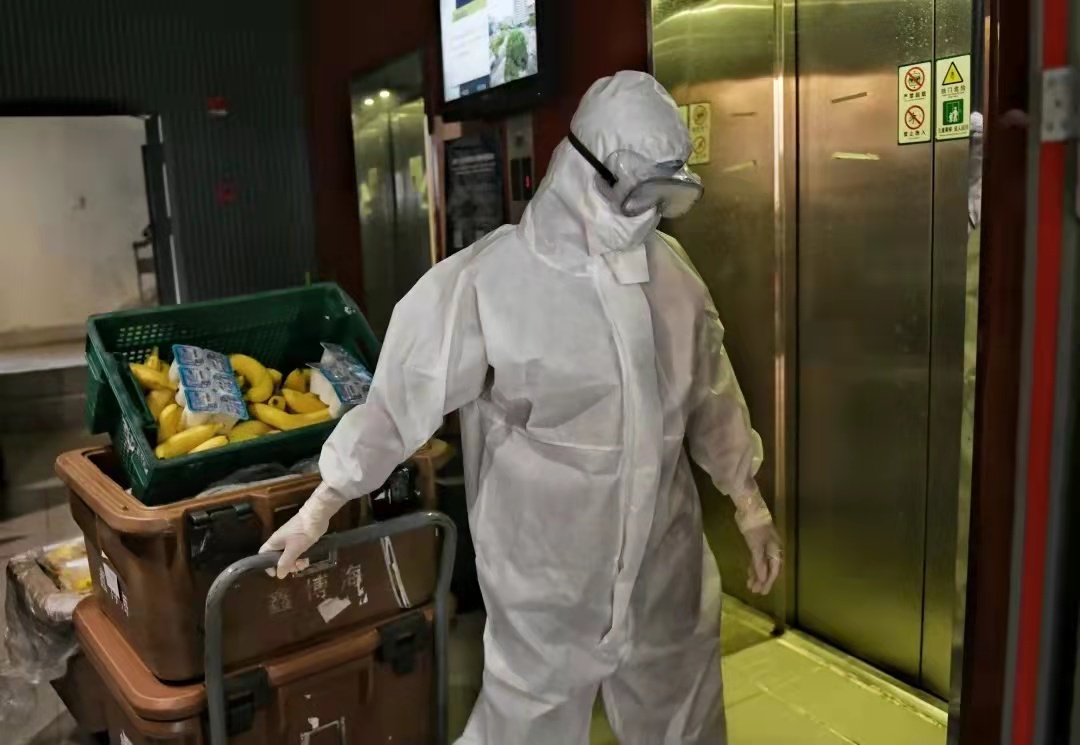 在这个街道的5个集中隔离点，323名工作人员陪“客人”过年休闲区蓝鸢梦想 - Www.slyday.coM