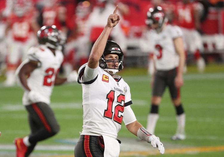 有转机？布雷迪父亲：汤姆还没有做出最终退役决定休闲区蓝鸢梦想 - Www.slyday.coM