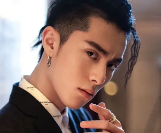 凸嘴猴化芒果脸这5位男星下颌面缺陷多却有挡不住的帅气