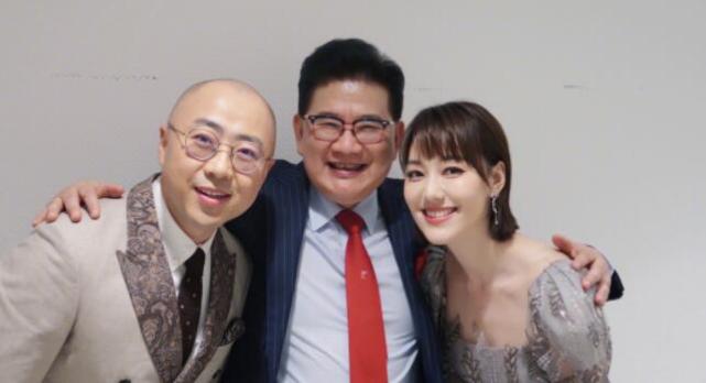 《我和春天有个约会》公布彩排照!东方卫视主持人的排位很有看头休闲区蓝鸢梦想 - Www.slyday.coM 《我和春天有个约会》公布彩排照!东方卫视主持人的排位很有看头休闲区蓝鸢梦想 - Www.slyday.coM