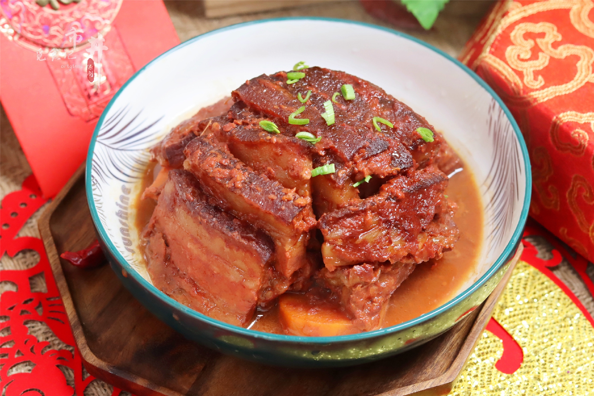 再给年夜饭加道菜,蒸腐乳肉别只会加腐乳,香味不够,教饭店做法|腐乳