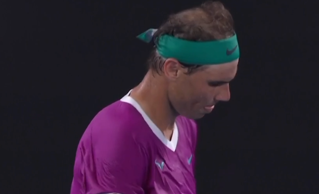 德约缺席、含金量不足?战神纳达尔夺第21冠,激情挥拳,跪地怒吼休闲区蓝鸢梦想 - Www.slyday.coM 德约缺席、含金量不足?战神纳达尔夺第21冠,激情挥拳,跪地怒吼休闲区蓝鸢梦想 - Www.slyday.coM