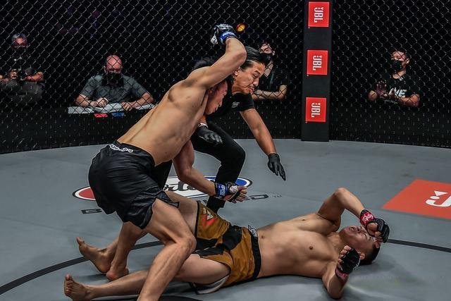 “金翅大鹏”张立鹏：秒杀KO源自赛前准备，五万美金当过年红包休闲区蓝鸢梦想 - Www.slyday.coM