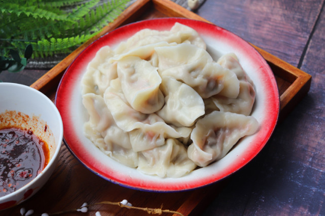 今天除夕,记得“做5事、吃2样”,别丢了老传统,寓意牛年顺遂休闲区蓝鸢梦想 - Www.slyday.coM 今天除夕,记得“做5事、吃2样”,别丢了老传统,寓意牛年顺遂休闲区蓝鸢梦想 - Www.slyday.coM