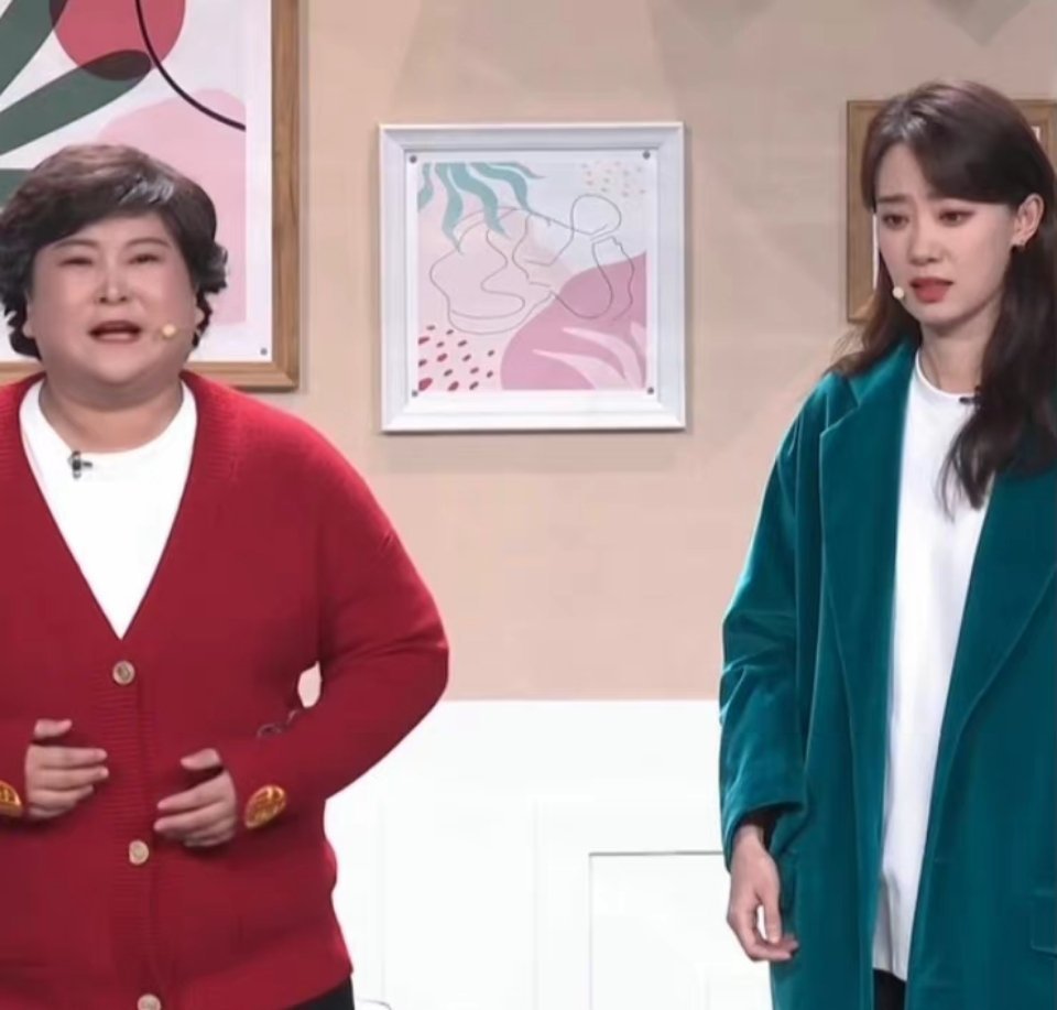 贾玲张小斐铁搭档了