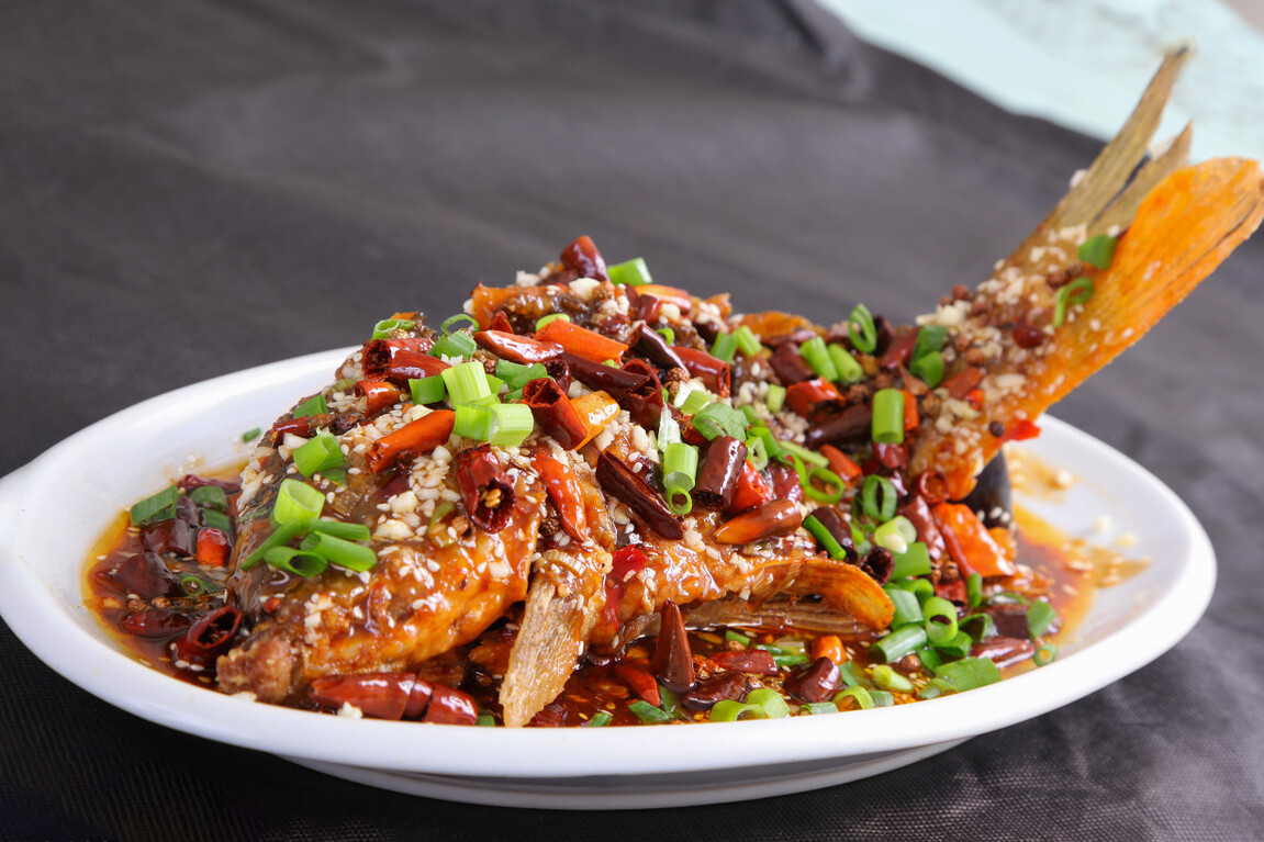 大年初一,牢记“五吃六不做”,寓意虎年顺利大吉,老传统不能忘休闲区蓝鸢梦想 - Www.slyday.coM 大年初一,牢记“五吃六不做”,寓意虎年顺利大吉,老传统不能忘休闲区蓝鸢梦想 - Www.slyday.coM