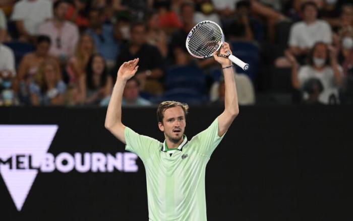 历史第一人!纳达尔夺第21座大满贯,0休闲区蓝鸢梦想 - Www.slyday.coM 历史第一人!纳达尔夺第21座大满贯,0休闲区蓝鸢梦想 - Www.slyday.coM