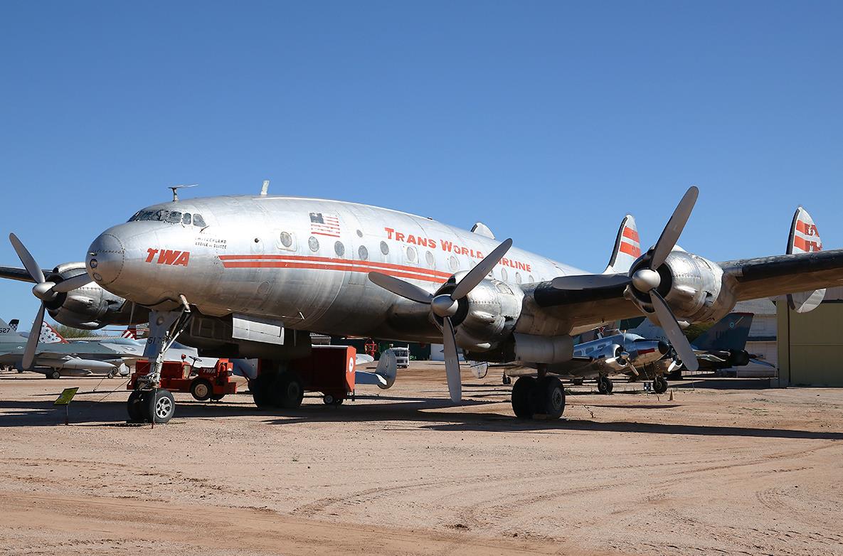 美军c69运输机在客机基础上改进而成满足长距离作战