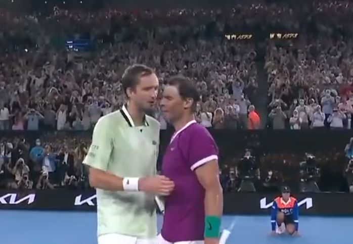 纳达尔夺冠!皇马官方祝贺,多位足坛巨星向他致敬,现役第一人休闲区蓝鸢梦想 - Www.slyday.coM 纳达尔夺冠!皇马官方祝贺,多位足坛巨星向他致敬,现役第一人休闲区蓝鸢梦想 - Www.slyday.coM