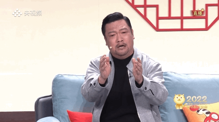 哈哈哈哈你可以永远相信贾冰老师的小品天生自带喜感