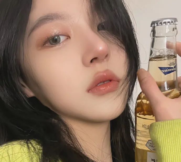 水瓶座新年限定头像