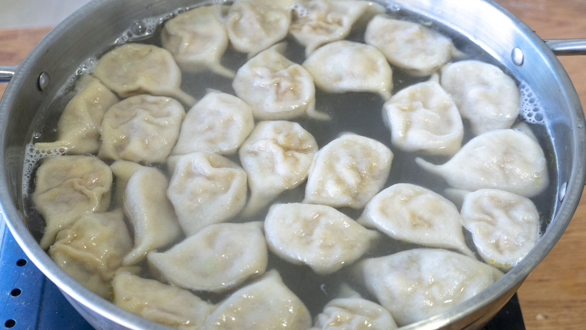 明天大年初一，吃什么记得遵循“6样”，虎年行大运，老规矩别忘休闲区蓝鸢梦想 - Www.slyday.coM