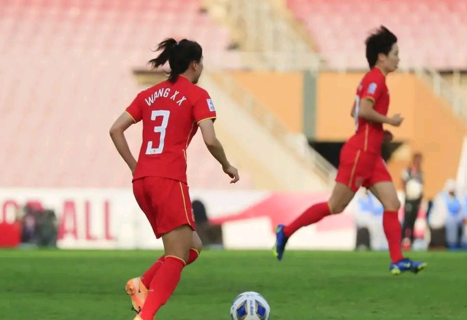 后腰需要硬起来,中国女足的攻防转换,特别需要王霜休闲区蓝鸢梦想 - Www.slyday.coM 后腰需要硬起来,中国女足的攻防转换,特别需要王霜休闲区蓝鸢梦想 - Www.slyday.coM