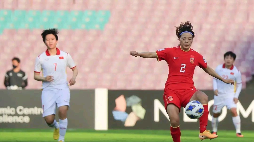 后腰需要硬起来,中国女足的攻防转换,特别需要王霜休闲区蓝鸢梦想 - Www.slyday.coM 后腰需要硬起来,中国女足的攻防转换,特别需要王霜休闲区蓝鸢梦想 - Www.slyday.coM