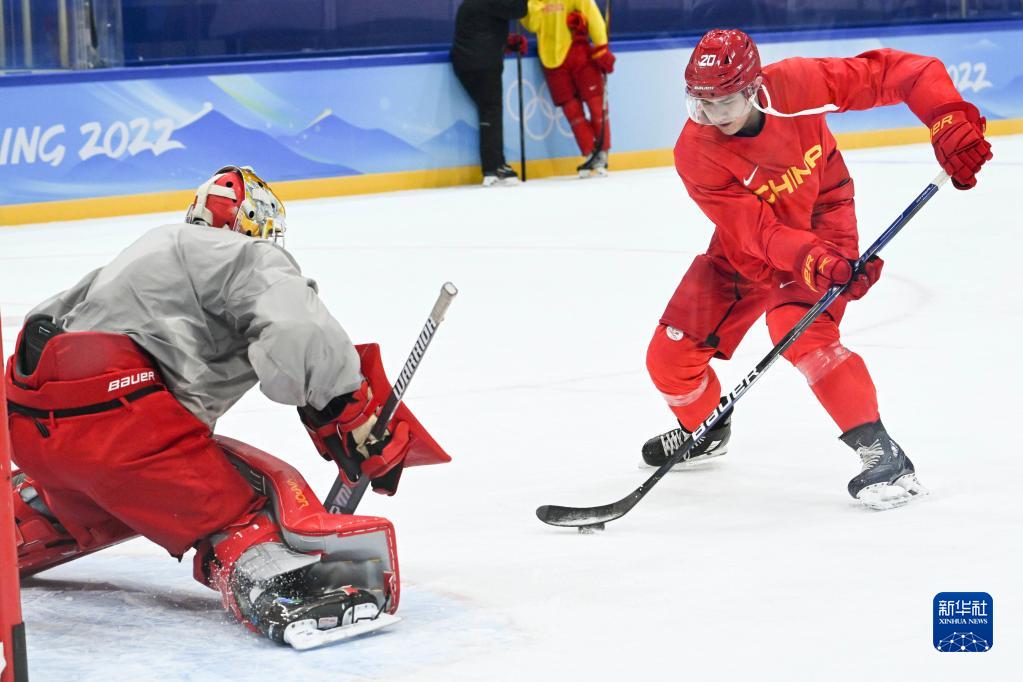 冰球中国男队赛前训练