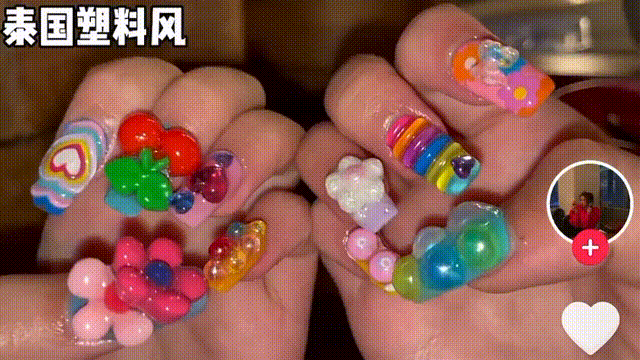 抖音两大名媛正面开撕?这场面不要太难看