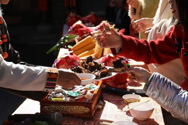 CCTV17“2022农家院里过大年”：大年初一，四川松潘&白山一起过大年休闲区蓝鸢梦想 - Www.slyday.coM