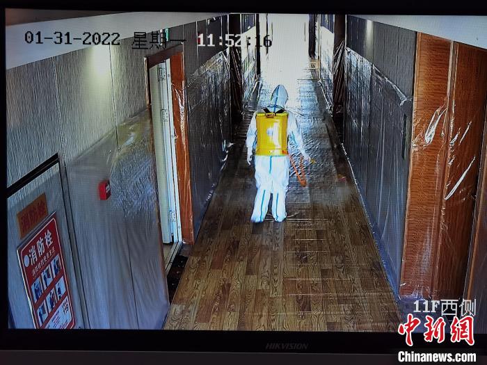 青海西宁除夕“团圆夜”：手机屏背后的“笑与泪”休闲区蓝鸢梦想 - Www.slyday.coM