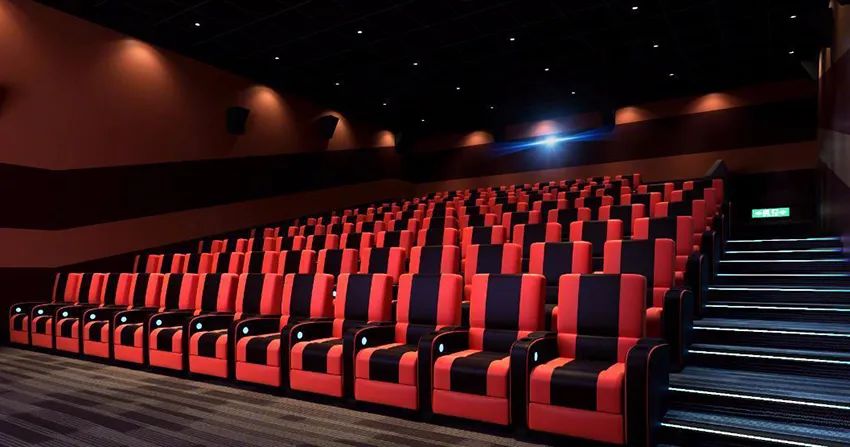 大年初一预售票房破7亿，有的影院一张电影票卖170元休闲区蓝鸢梦想 - Www.slyday.coM