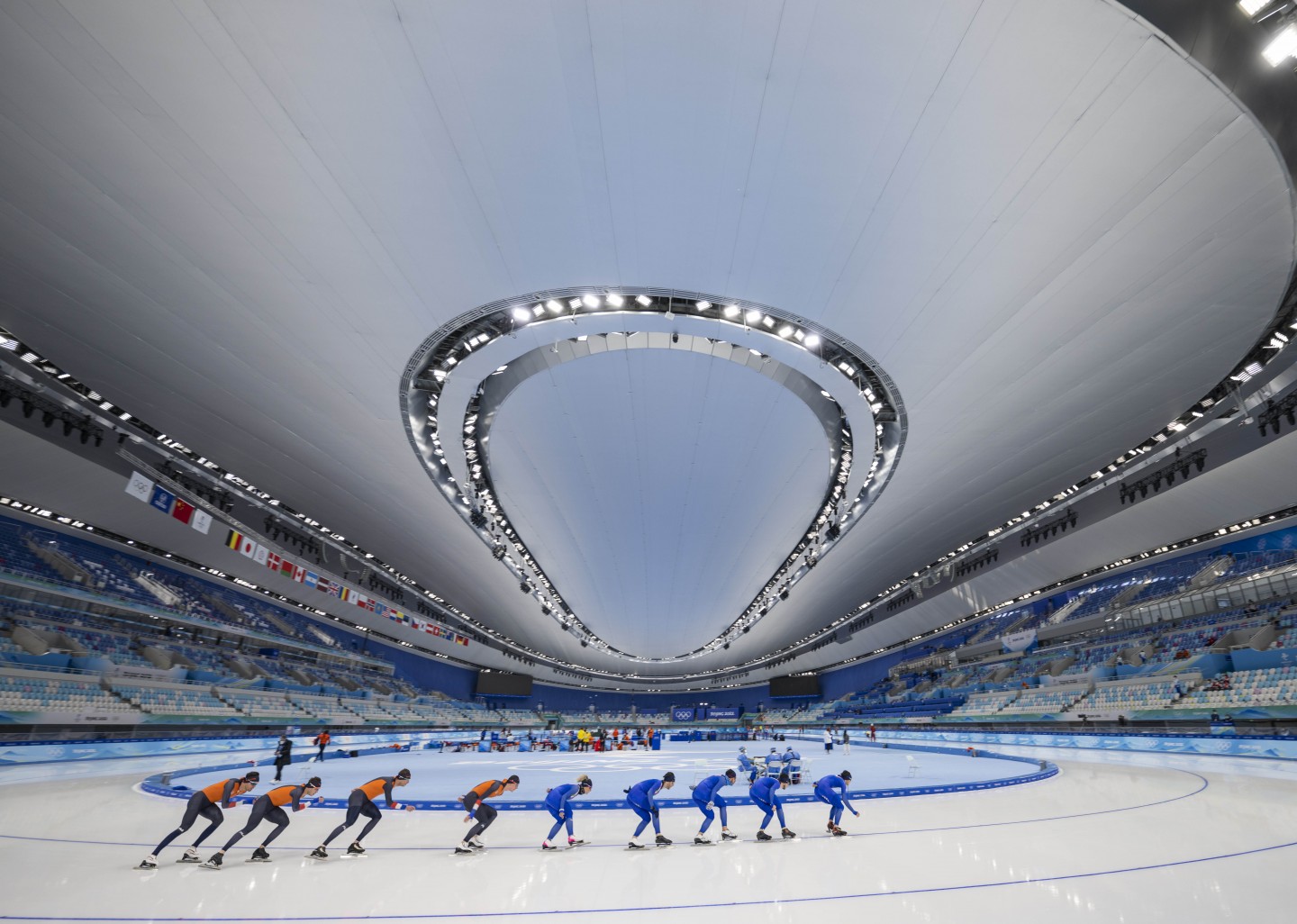 不dǒng就问│冰丝带制冰采用了什么技术