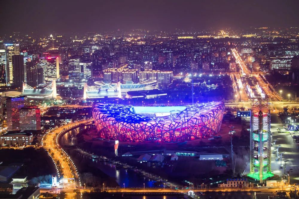 贾玲带着山东方言上春晚、首次主持上热搜...刚刚这些画面，网友都说“绝”休闲区蓝鸢梦想 - Www.slyday.coM