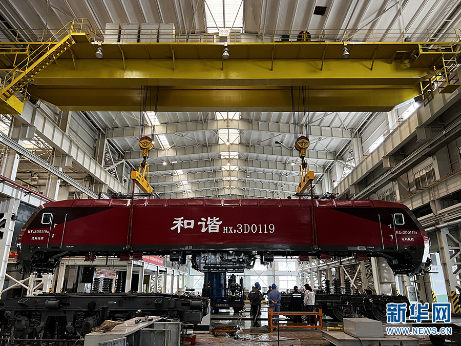 新春走基层昆明机务段千人协同保春运