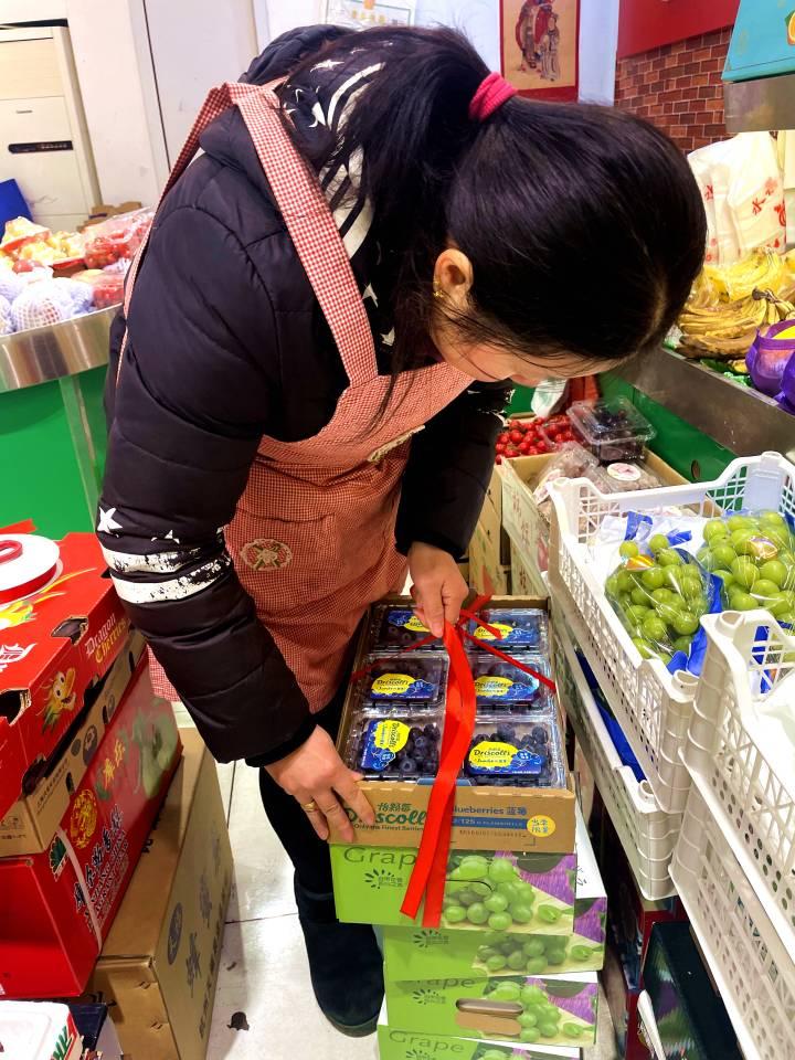 停不下来的夫妻水果店除夕迎来最忙时候来年想买套房在杭真正扎根