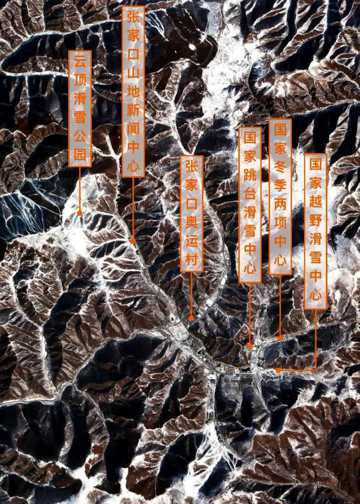 云顶场馆群位于崇礼冬奥核心区，在北京2022年冬奥会期间将承担单板滑雪和自由式滑雪大部分小项的比赛。