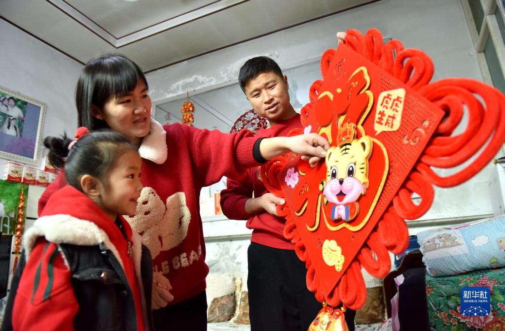 新春走基层丨他们让小镇充满音符