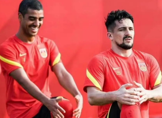 国足战越南首发分析:顺应民意,归化新星成亮点,弃用一人看不懂休闲区蓝鸢梦想 - Www.slyday.coM 国足战越南首发分析:顺应民意,归化新星成亮点,弃用一人看不懂休闲区蓝鸢梦想 - Www.slyday.coM