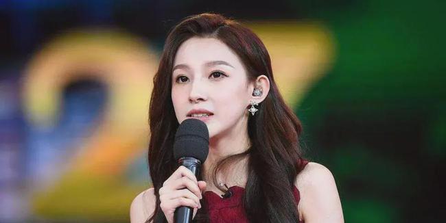 央视春晚：主持天团大调整，美女马凡舒首次入围，撒贝宁重归春晚休闲区蓝鸢梦想 - Www.slyday.coM