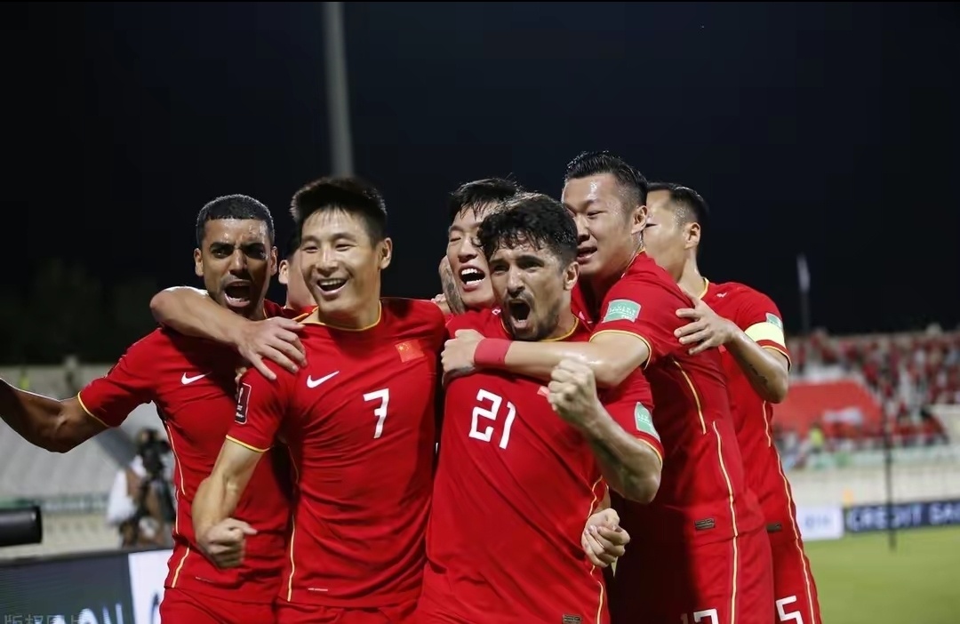 国足vs越南首发:3大归化携手武磊压阵……休闲区蓝鸢梦想 - Www.slyday.coM 国足vs越南首发:3大归化携手武磊压阵……休闲区蓝鸢梦想 - Www.slyday.coM