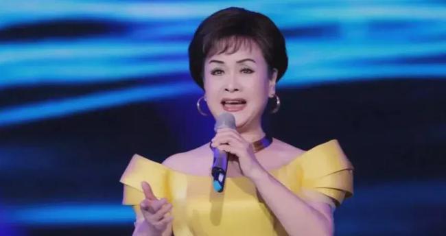 央视春晚：主持天团大调整，美女马凡舒首次入围，撒贝宁重归春晚休闲区蓝鸢梦想 - Www.slyday.coM