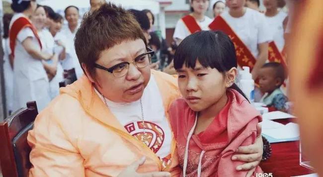 央视春晚：主持天团大调整，美女马凡舒首次入围，撒贝宁重归春晚休闲区蓝鸢梦想 - Www.slyday.coM